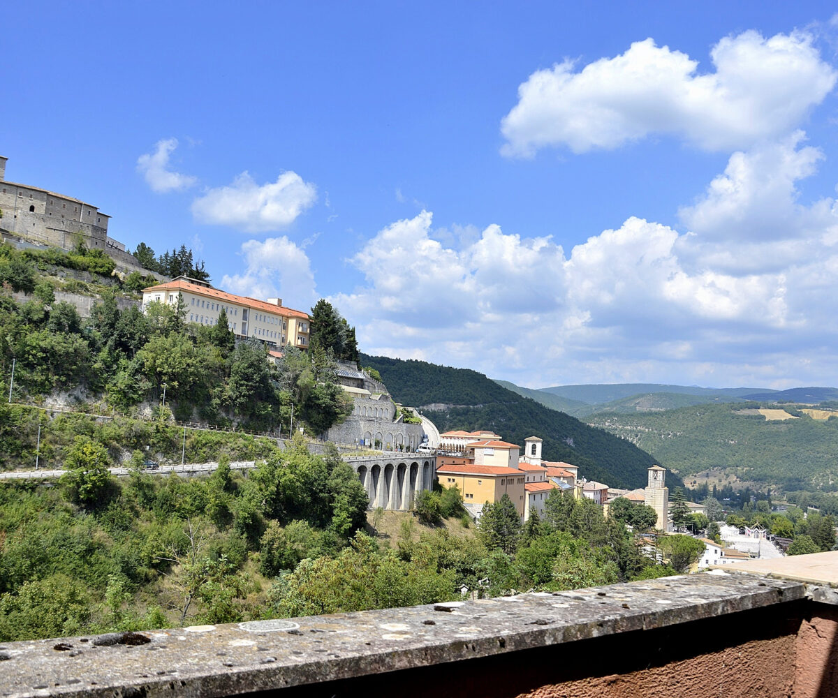 Appartamento in vendita a Cascia