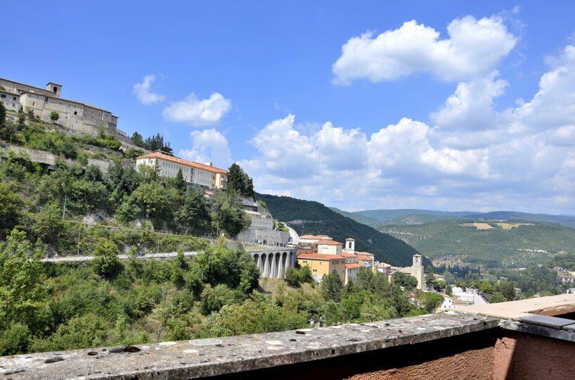 Appartamento in vendita a Cascia